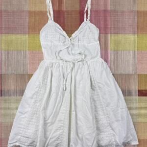 Vintage 2000’s Weavers White Babydoll dress